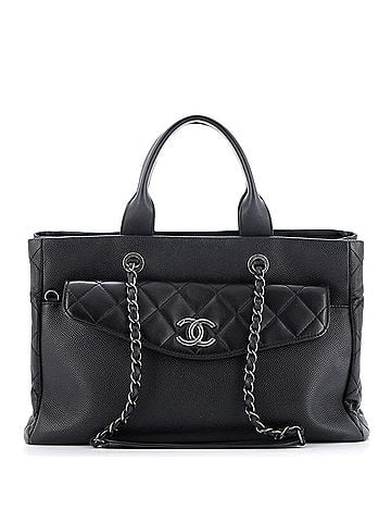 Chanel Coco Break Shopping Tote Caviar Large (view 1)