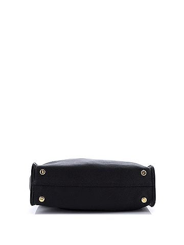 Gucci Logo Tote Embossed Leather Medium (view 2)