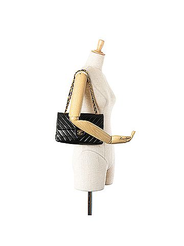 Chanel Medium Classic Chevron Lambskin Double Flap (view 2)