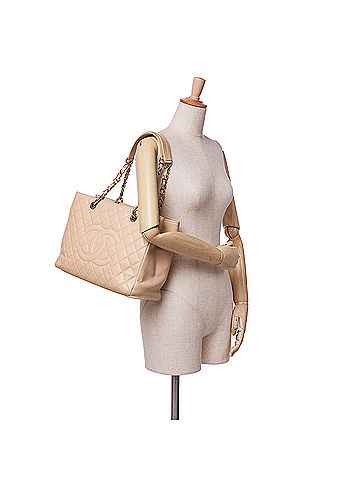 Chanel Caviar Grand Shopping Tote (view 2)