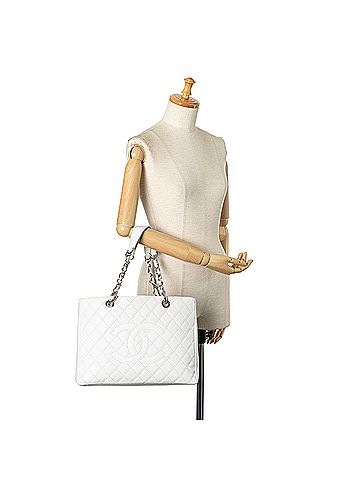 Chanel Caviar Grand Shopping Tote (view 2)