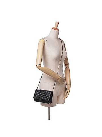 Chanel CC Quilted Caviar Wallet on Chain (view 2)