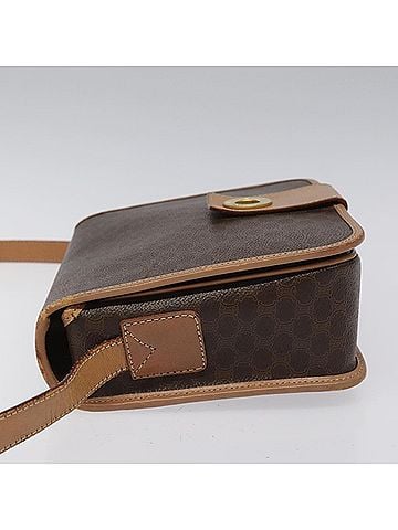 Céline Macadam Brown Canvas Shoulder Bag (view 2)
