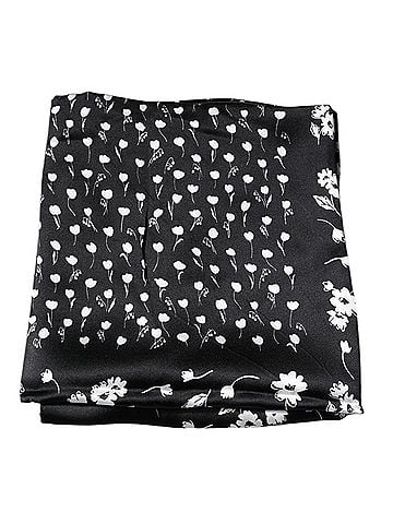 Dolce & Gabbana Basic Black Floral Silk Square Wrap Shawl Women's Scarf (view 2)