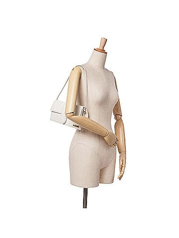 Jacquemus Calfskin Le Bambino Long (view 2)
