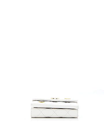 Chanel Coco Casino Flap Card Case Quilted Caviar (view 2)