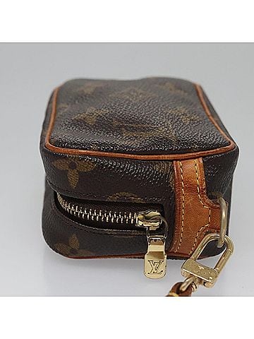 Louis Vuitton Wapiti Brown Canvas Clutch Bag (view 2)