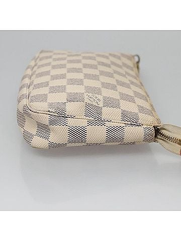 Louis Vuitton Pochette Accessoire White Canvas Clutch Bag (view 2)