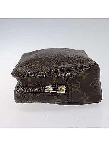 Louis Vuitton Truth Toilette 23 Brown Canvas Clutch Bag (view 2)