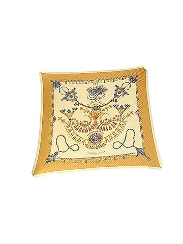 Hermès Carré 90 Yellow Silk Scarf (view 1)
