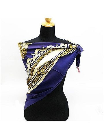 Hermès Carré 90 Purple Silk Scarf (view 2)