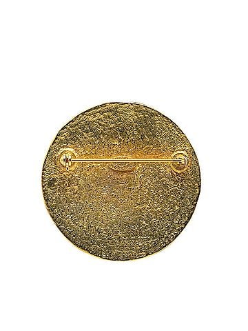Chanel Coco Mark Gold Gold Plated Brooch Jewelry (view 2)