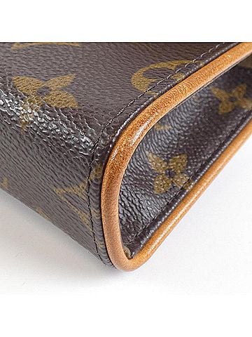 Louis Vuitton Florentine Brown Canvas Clutch Bag (view 2)