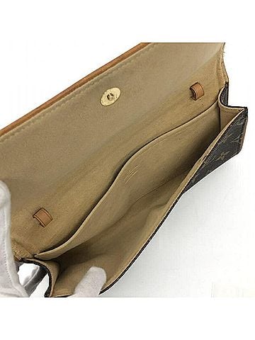 Louis Vuitton Twin Brown Canvas Clutch Bag (view 2)