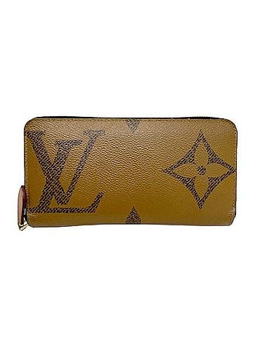 Louis Vuitton Zippy Wallet Beige Canvas Wallet (view 1)