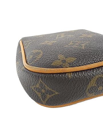Louis Vuitton Cancun Brown Canvas Clutch Bag (view 2)