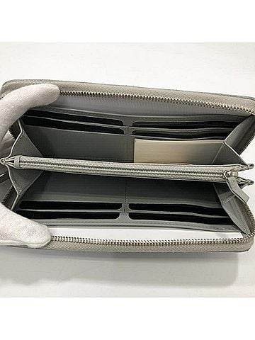 Chanel Matelassé Grey Leather Wallet (view 2)