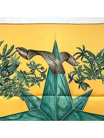 Hermès Carré 90 Yellow Silk Scarf (view 2)