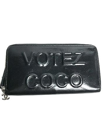 Chanel Coco Mark Black Leather Wallet (view 1)