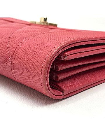 Chanel Matelassé Pink Leather Wallet (view 2)