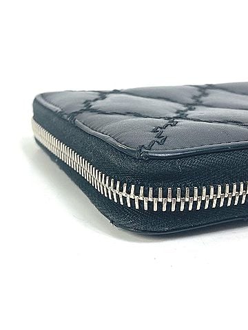 Chanel Zip Around Wallet Black Leather Wallet (view 2)