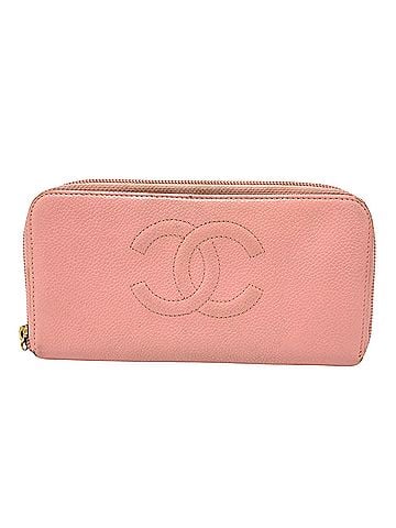 Chanel Logo Cc Pink Leather Wallet (view 1)