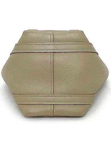 Balenciaga Everyday Beige Leather Tote Bag (view 2)