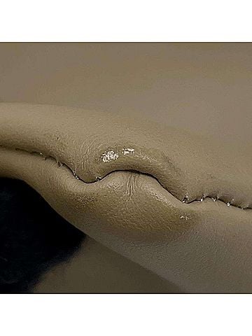 Burberry Beige Leather Clutch Bag (view 2)