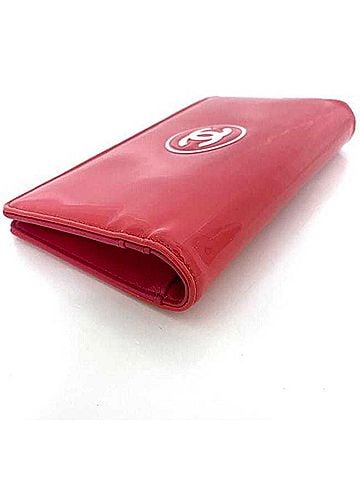 Chanel Coco Mark Red Leather Wallet (view 2)