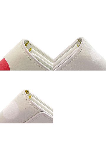 Louis Vuitton Capucines White Leather Wallet (view 2)
