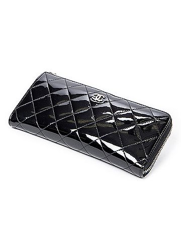 Chanel CC Logo Zip Wallet  (view 1)