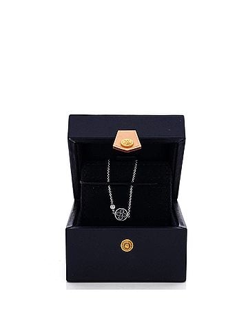 Louis Vuitton Idylle Blossom Necklace 18K White Gold with Diamond (view 2)