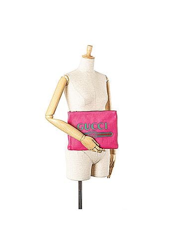 Gucci Medium Leather Logo Portfolio Clutch (view 2)