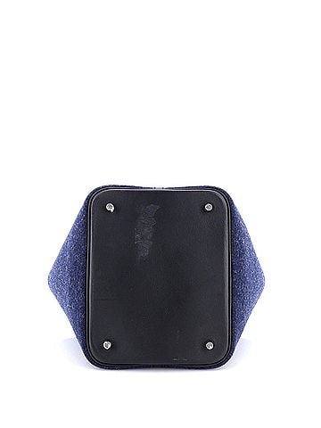 Hermès Picotin Lock Bag Felt with Leather MM (view 2)