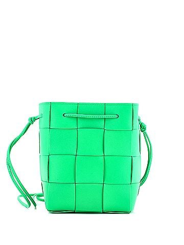 Bottega Veneta Cassette Bucket Bag Maxi Intrecciato Leather Small (view 1)