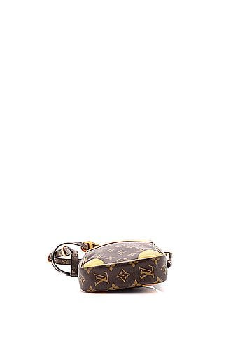 Louis Vuitton Danube Handbag Monogram Canvas (view 2)