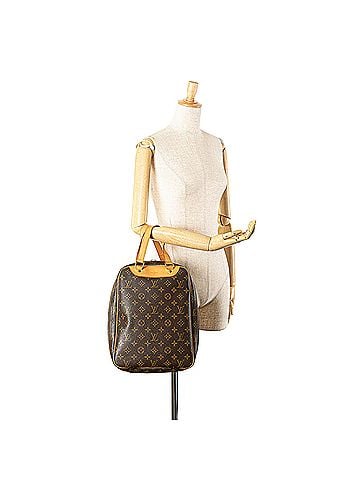 Louis Vuitton Monogram Excursion (view 2)