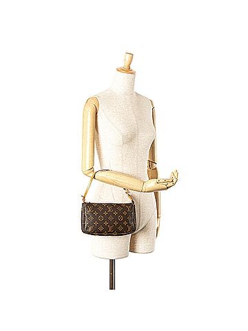 Louis Vuitton Monogram Pochette Accessoires (view 2)