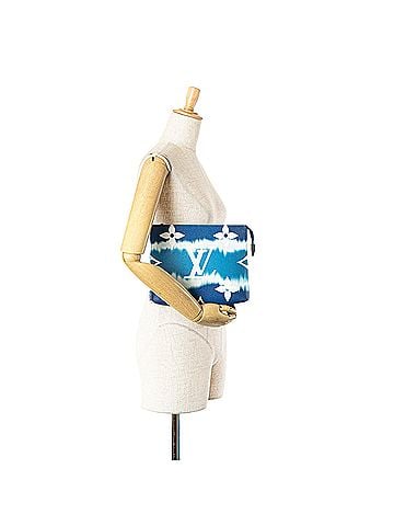 Louis Vuitton Monogram Escale Toiletry Pouch 26 (view 2)