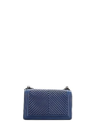 Chanel Boy Flap Bag Chevron Wrinkled Lambskin New Medium (view 2)