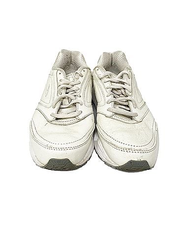 Brooks Sneaker Women Brooks Dyad Walker 6200471B111 White Casual Size 7 (view 2)