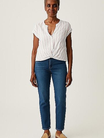 Soho JEANS NEW YORK & COMPANY Short Sleeve Blouse (view 2)