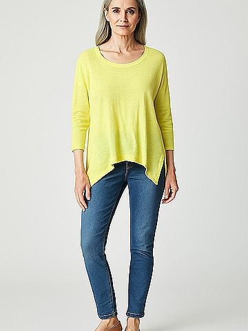 Moth 3/4 Sleeve Top (view 2)
