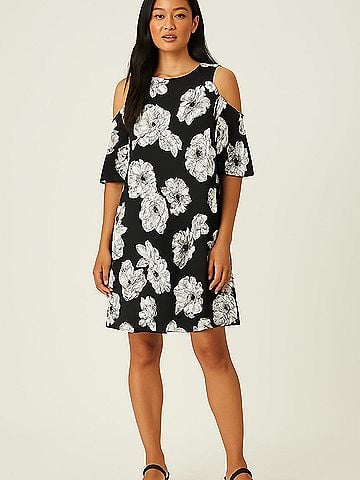Mud Pie Casual Dress (view 2)