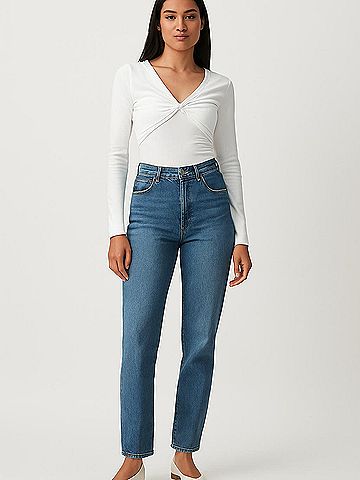 Halara 3/4 Sleeve Top (view 2)
