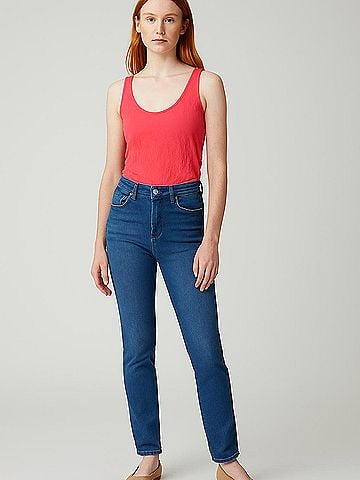 I Love H81 Sleeveless Top (view 2)