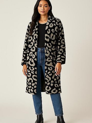 Akemi + Kin Kimono (view 2)