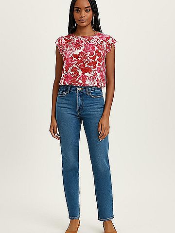 Amour Vert Sleeveless Blouse (view 2)
