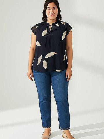 T Tahari Short Sleeve Blouse (view 2)