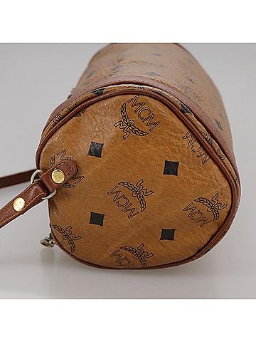 MCM 100% Leather Solid Brown Visetos Brown Leather Shoulder Bag One size